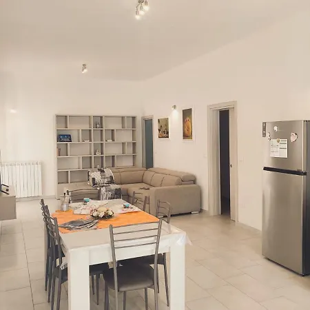 Dimora Marco Fanizzi Hotel *